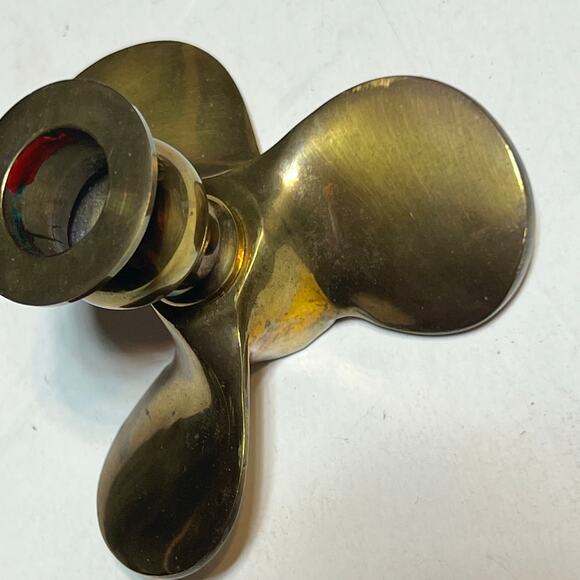 Vintage Solid Brass Nautical Propeller Candle Holder 4 in Coastal Decor - Picture 3 of 12